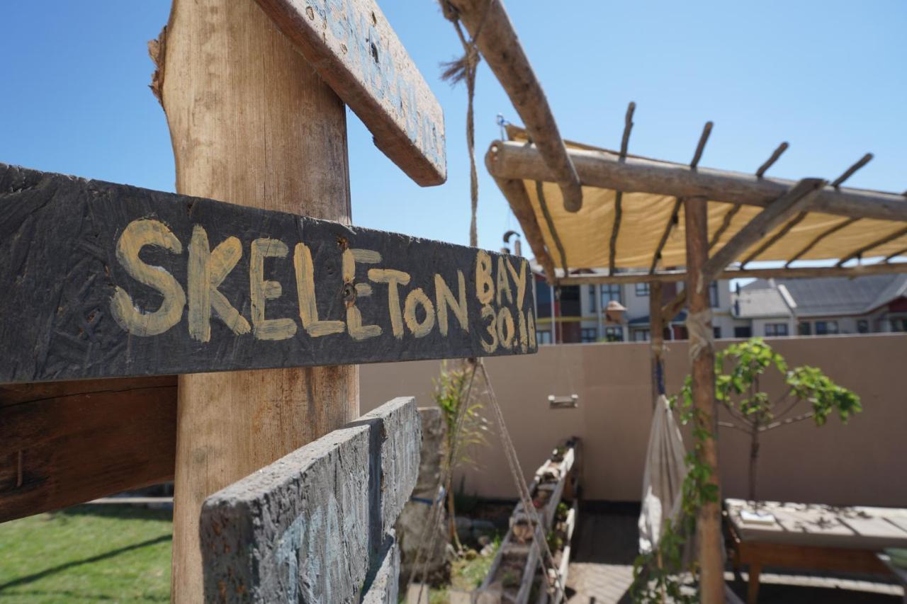 Hostel Salty Jackal Backpackers & Surf Camp Swakopmund Exterior foto